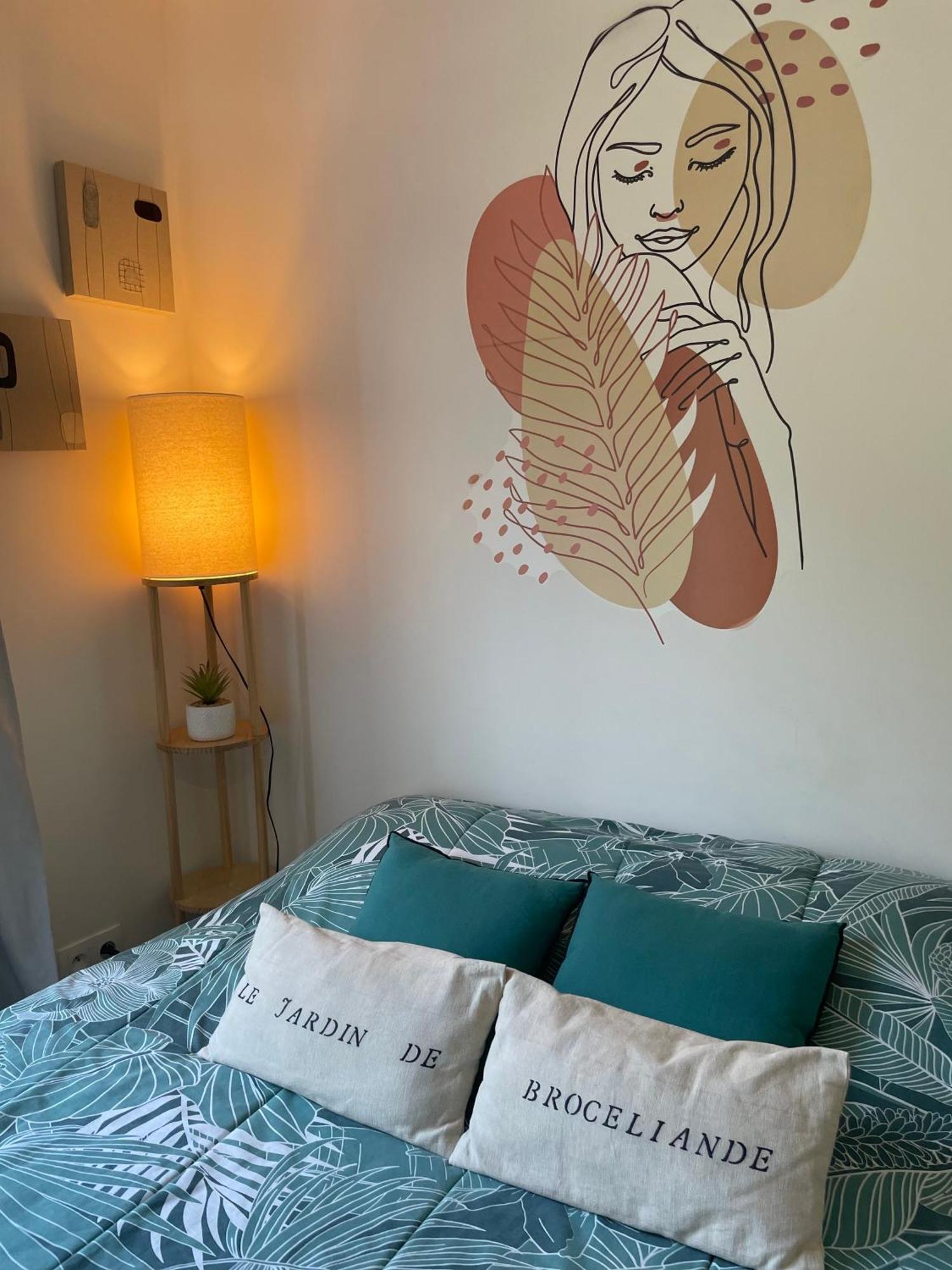 Le Jardin De Broceliande Apartment Ploermel Ngoại thất bức ảnh
